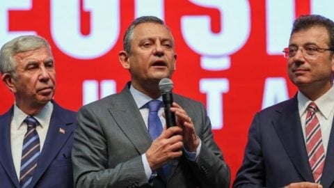 Özgür Özel'den cumhurbaşkanı adaylığı sinyali! İmamoğlu ve Yavaş'ın üstünü çizdi