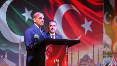 Pakistan Başbakanı Şahbaz Şerif'ten Türk iş dünyasına kritik çağrı!