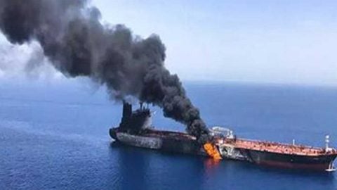 Süper tanker mayına çarptı! Bugün 3. tanker oldu