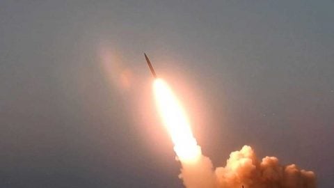 Suudi Arabistan’da havalimanına saldırı: 1 ölü, 8 yaralı