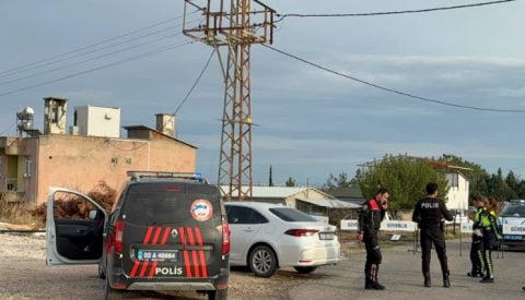 Trafikte o hareketi yapan yandı: Tam 360 bin lira ceza kesildi, ehliyetine el konuldu