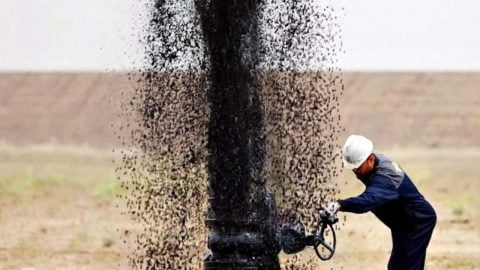 Trump’tan petrol kapasitesi için acil adım: Savunma Üretim Yasası devrede