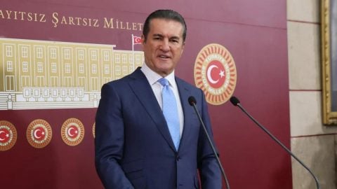 Tüm kirli isimler gibi Sarıgül’ü de sahiplenmişti… Özel atamadı kendisi gitti!
