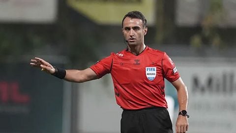 UEFA’dan Türk hakeme görev