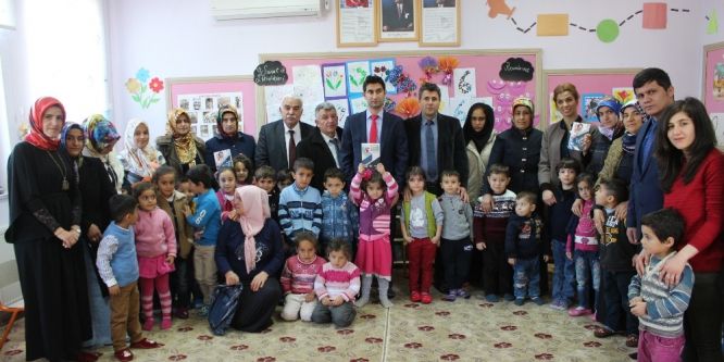 En çok kitap okuyan anneye altın ödülü