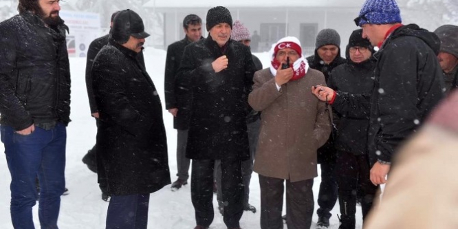 Muratdağı’nda kayak sezonu açıldı