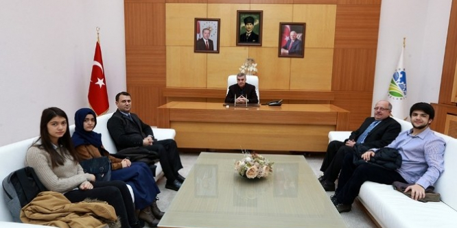 Sakarya Büyükşehir Belediyesi’nin eğitime desteği sürecek