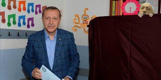 Gülen sosyal medyada alay konusu oldu