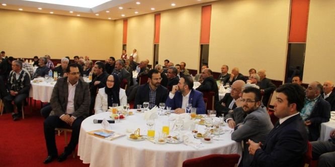 AK Parti’de sandık görevlilerinin eğitimine başlandı