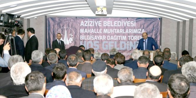 Aziziye Belediyesi’nden muhtarlara bilgisayar