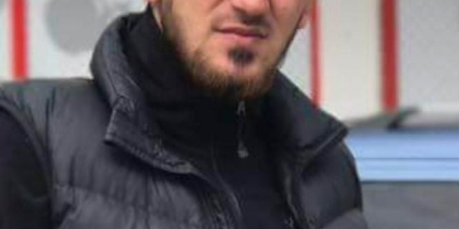 Otomobilin çarptığı genç hayatını kaybetti