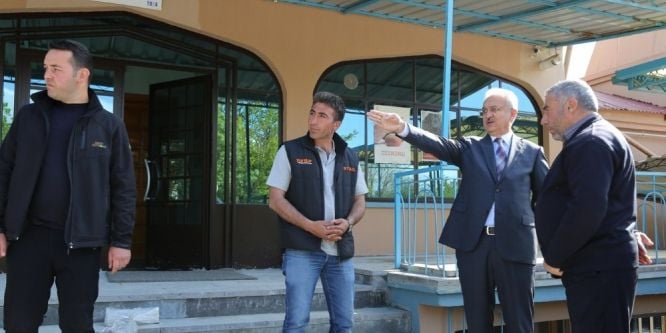 İbadethanelerin çevre düzenlemeleri devam ediyor