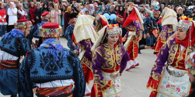 Erzurum’da Anneler Günü kutlaması