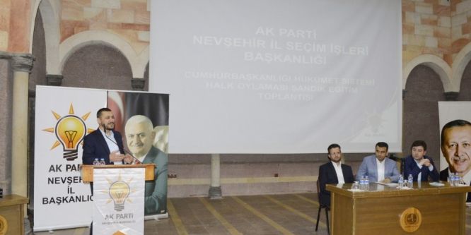 Sandık görevlileri eğitim aldı