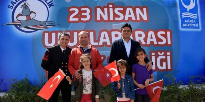 Aliağa’da sahil güvenlik botu ziyarete açıldı