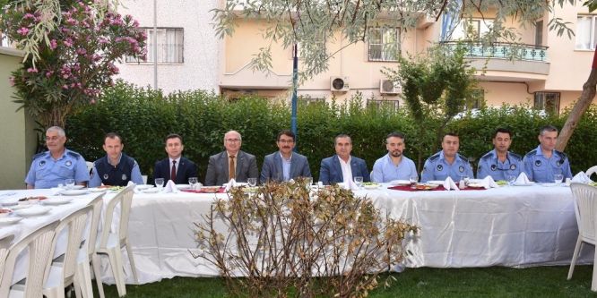 Başkan Çelik zabıta personeli ile buluştu