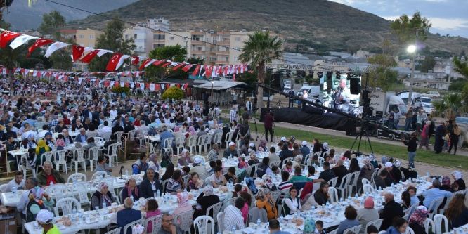 Aydıncıklılar iftar soflarında buluştu