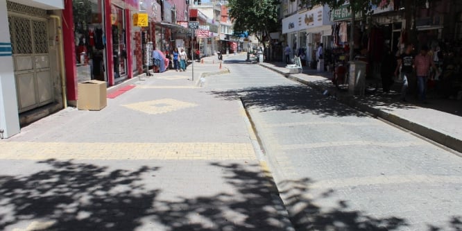 Adıyaman’da cadde ve sokaklar boş kaldı