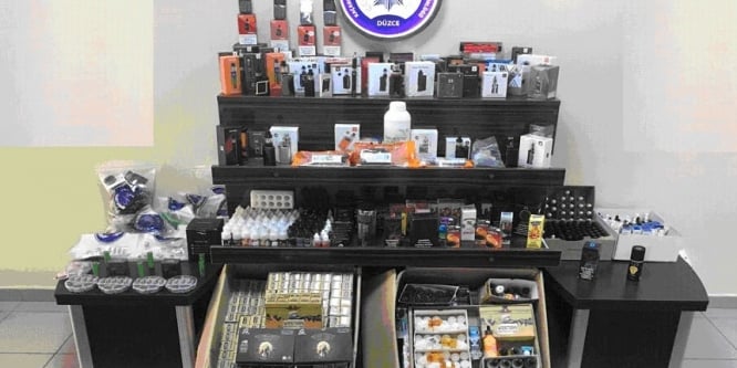 Düzce’de çok sayıda elektronik sigara ele geçirildi