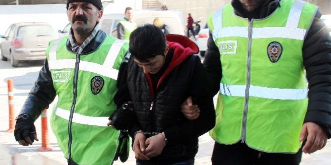 Kartvizit çetesine suçüstü baskın