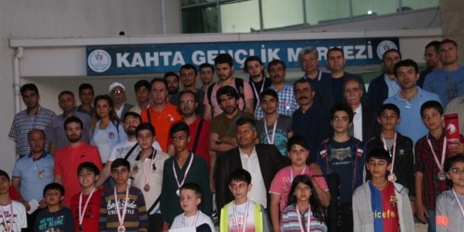 Kahta'da satranç turnuvası sona erdi