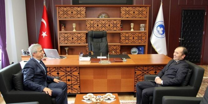 Seyitmammedov’dan Kırklareli Üniversitesi’ne ziyaret