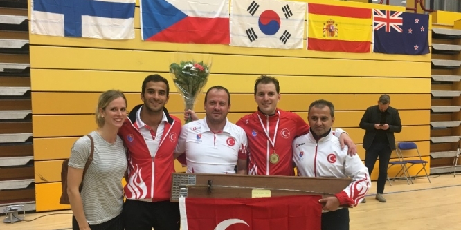 Eskrim sporcusu Minuto altın madalya kazandı