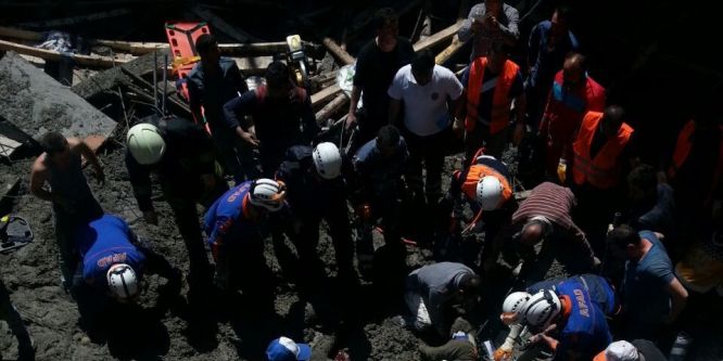 Çöken cami inşaatıyla ilgili açıklama