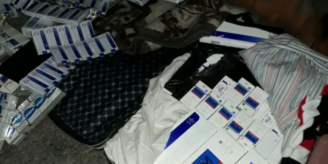 Durdurulan otobüste 9302 paket kaçak sigara ele geçirildi