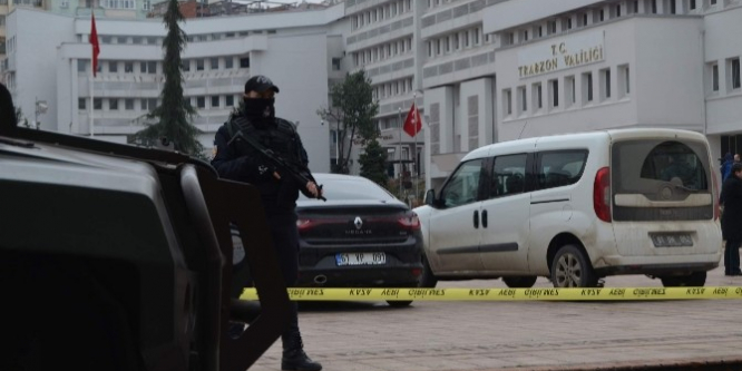 Trabzon polisi teröre karşı ayakta