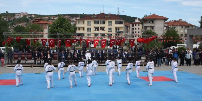 19 Mayıs Bartın’da coşkuyla kutlandı