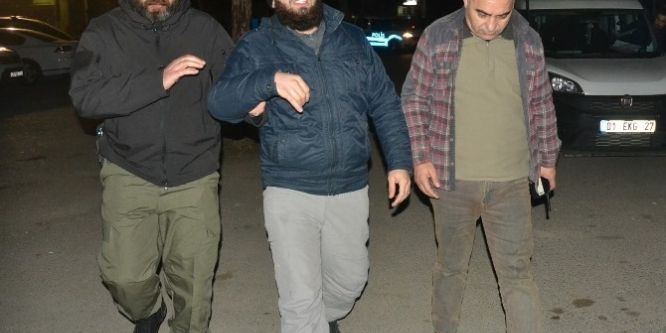 Adana’da PKK-DEAŞ operasyonu: 20 gözaltı