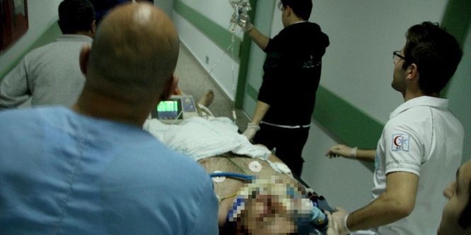 Çatıdan düşen işçi ağır yaralandı