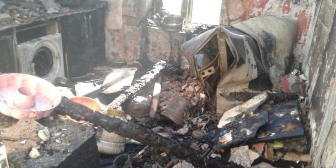 Yangında evleri küle döndü