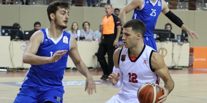 Tahincioğlu Basketbol Süper Ligi: Eskişehir Basket: 80 - İstanbul BBSK: 76