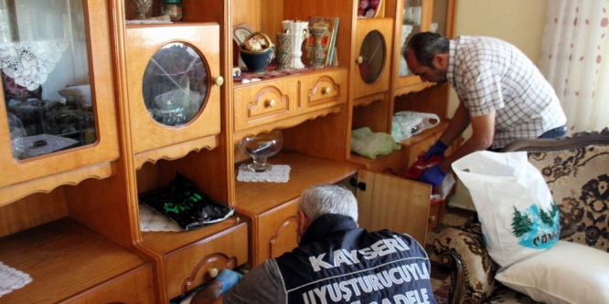 Uyuşturucu tacirlerine şafak operasyonu: 6 gözaltı