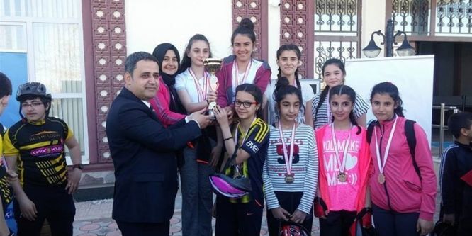 Okullararası bisiklet yarışları sona erdi