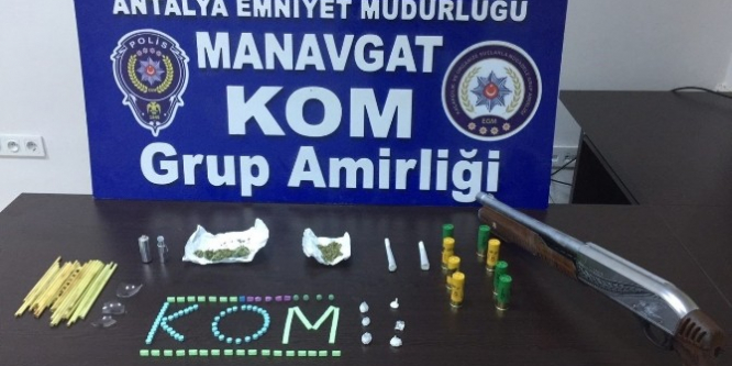 Enselenen uyuşturucu tacirleri tutuklandı