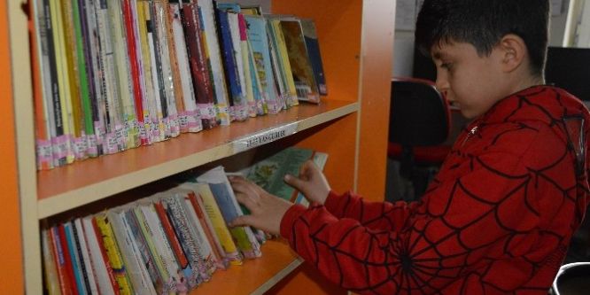 Küçük Umut bir yılda 665 kitap okudu