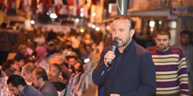 İzmit’in ilk toplu iftarı Kuruçeşme’de yapıldı