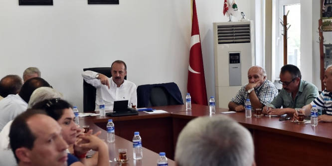 Başkan Akgül, mahalle muhtarlarıyla bir araya geldi