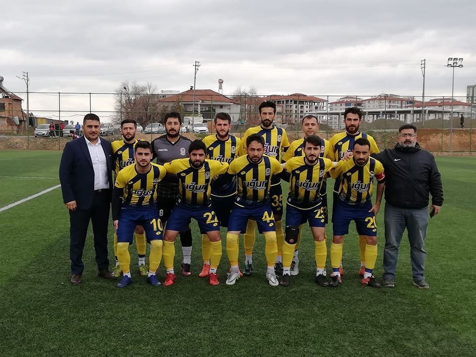 1. Amatör Küme Büyükler Futbol Ligi Play-Off grubu 3. hafta heyecanı 