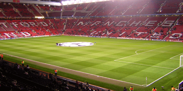 1 Gece tuvalette saklanmışlar! Polise teslim ettiler