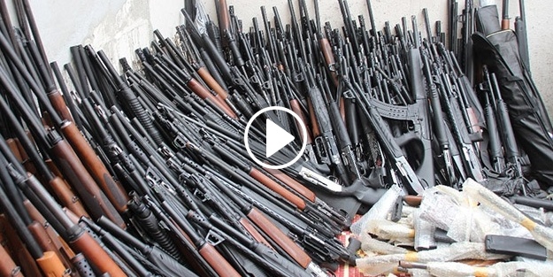  1 kamyon dolusu kaçak silah ele geçirildi