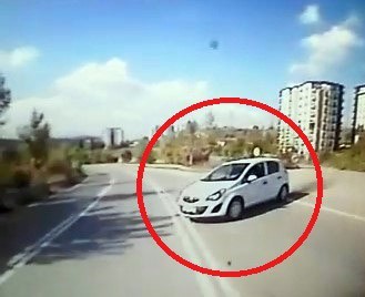 1 kişinin öldüğü feci kaza kameraya böyle yansıdı 