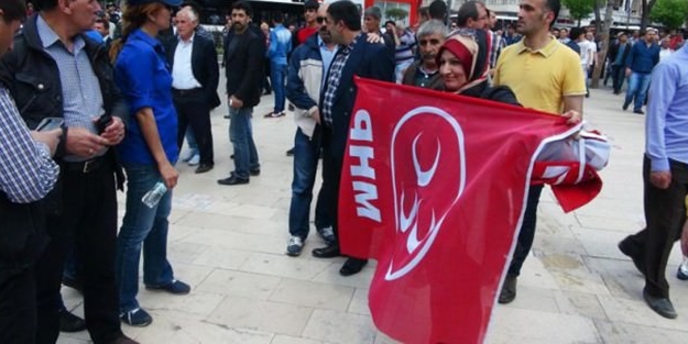 Bir anda MHP bayrağı açınca...