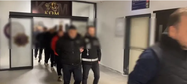 1 Milyar liralık vurgun! Çakar bu kez çakalladı