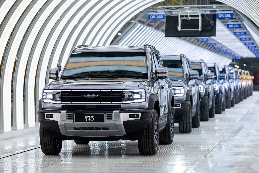 1 milyon 640 bin elektrikli aracın yüzde 63,5’i Çin’de satıldı