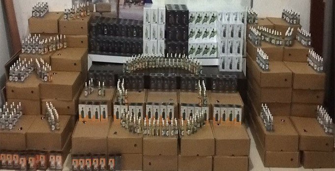 1 milyon liralık elektronik sigara ele geçirildi