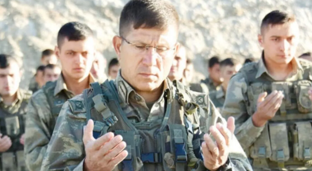 1. Orduda komutan değişikliği! Orgeneral Metin Tokel, görevini Korgeneral Bahtiyar Ersay’a devretti
